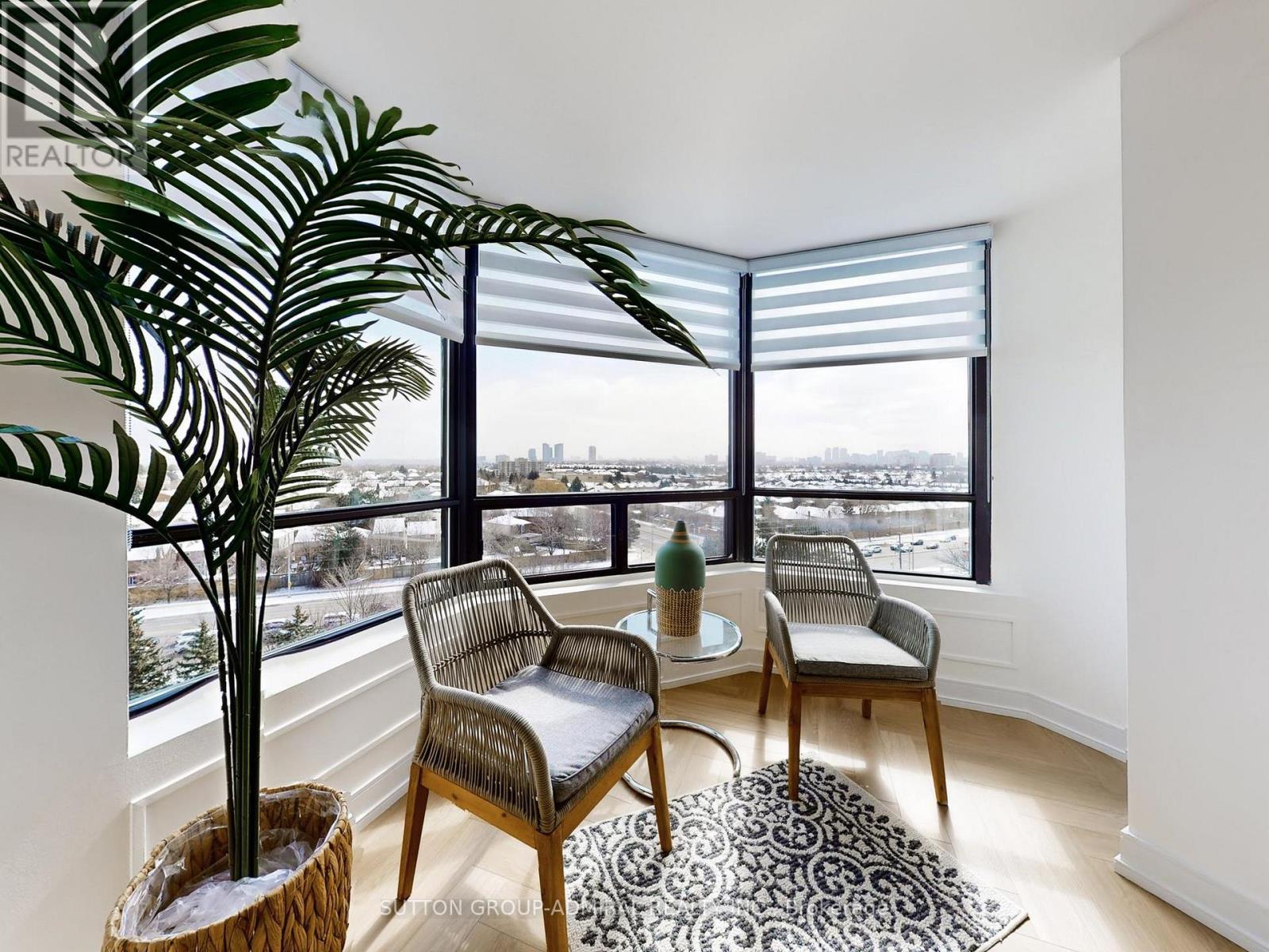 1009 - 7440 Bathurst Street, Vaughan, Ontario  L4J 7K8 - Photo 8 - N12979250