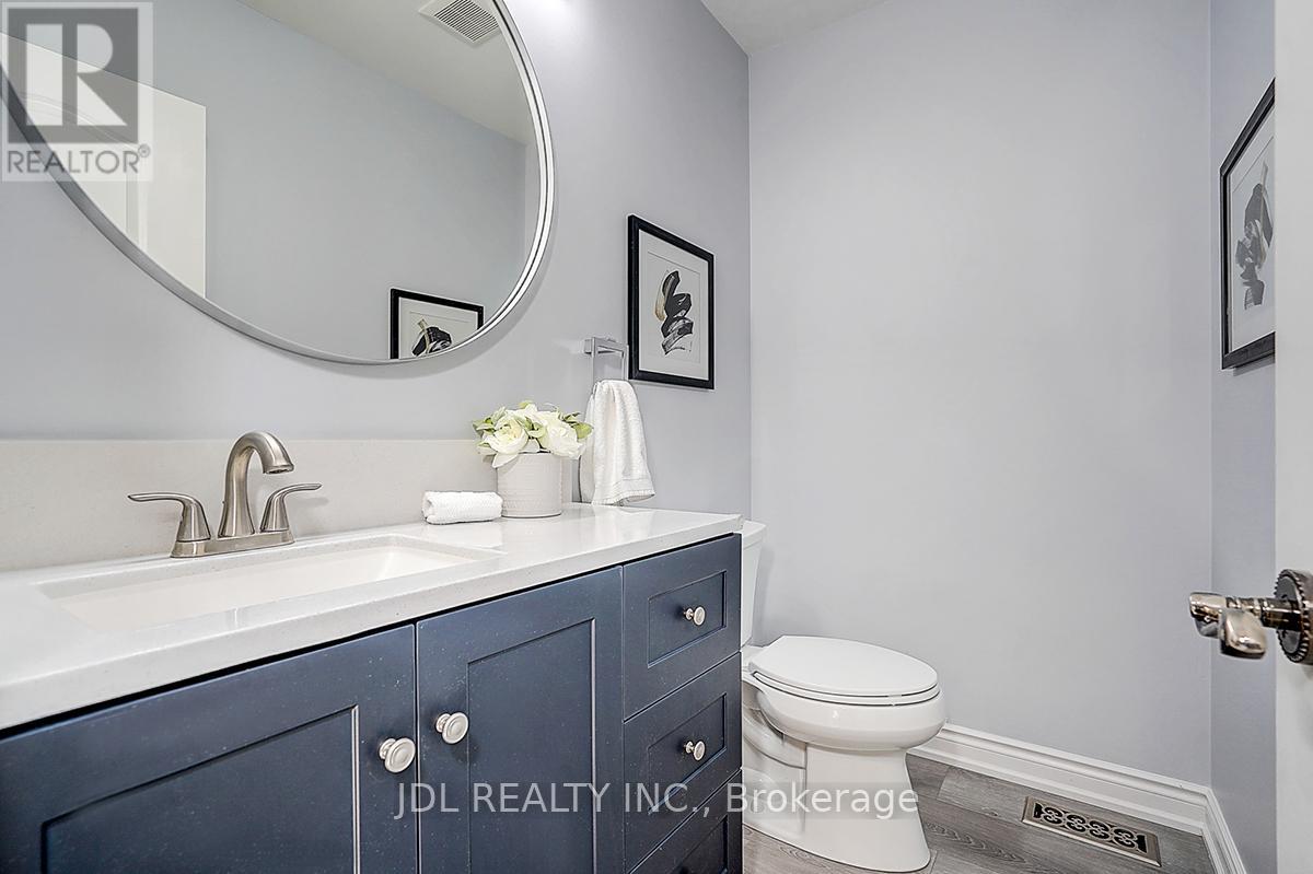 41 Emmitt Road W, Vaughan, Ontario  L6A 3V8 - Photo 28 - N12979308