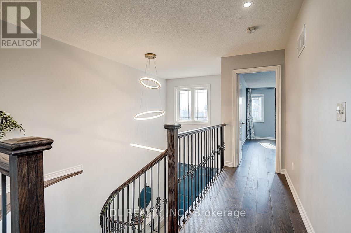 41 Emmitt Road W, Vaughan, Ontario  L6A 3V8 - Photo 30 - N12979308