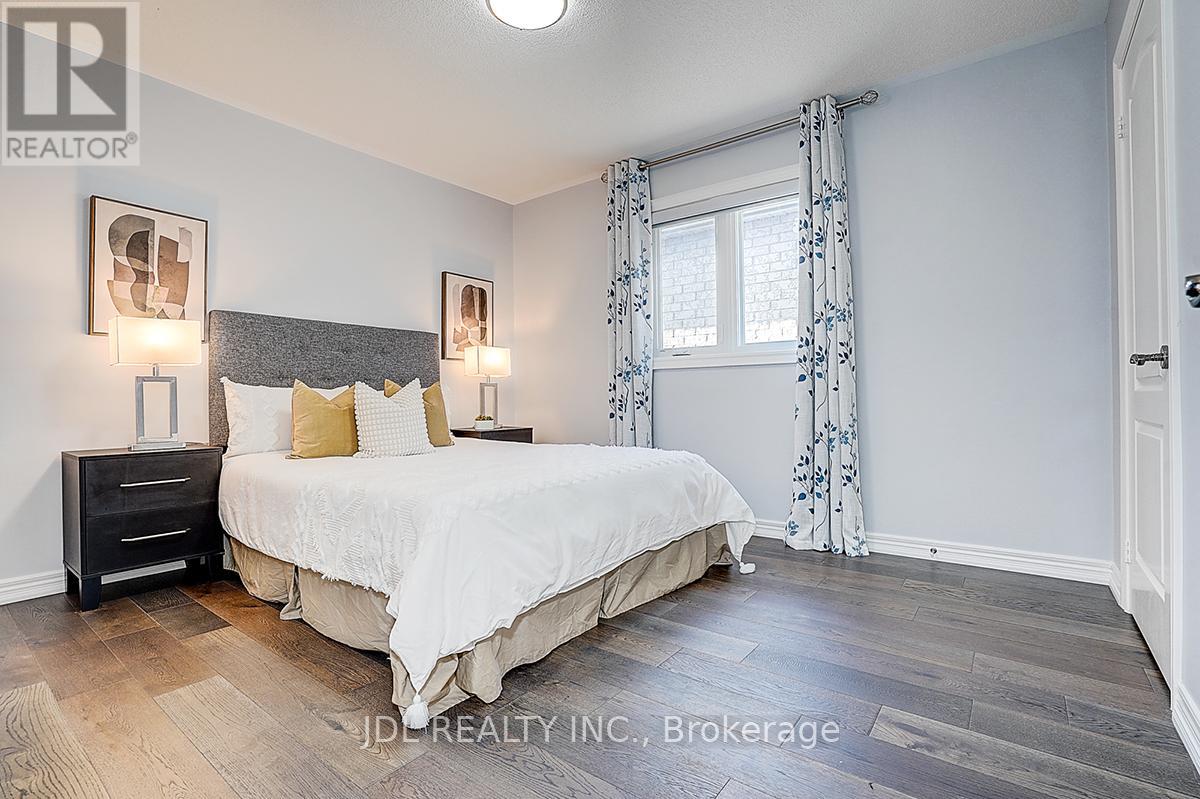 41 Emmitt Road W, Vaughan, Ontario  L6A 3V8 - Photo 39 - N12979308