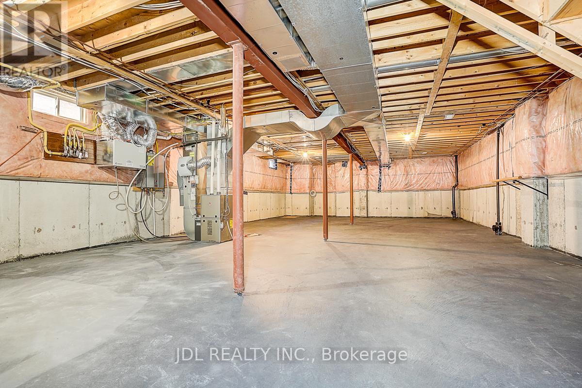 41 Emmitt Road W, Vaughan, Ontario  L6A 3V8 - Photo 45 - N12979308