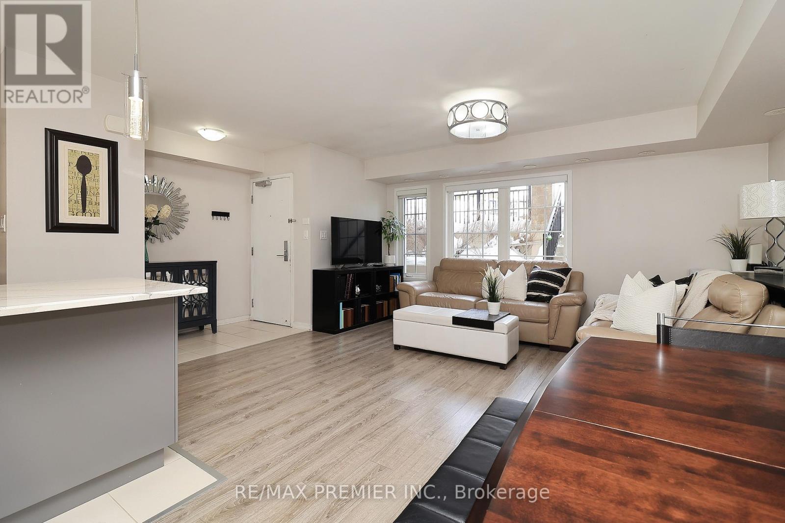 C14 - 26 Bruce Street, Vaughan, Ontario  L4L 0H4 - Photo 11 - N12979330