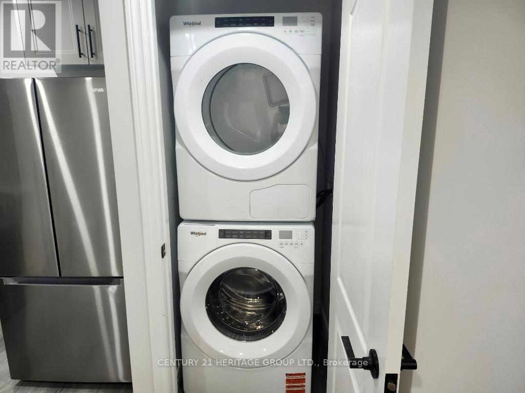 54 Gail Parks Crescent, Newmarket, Ontario  L3X 3B9 - Photo 21 - N12979342