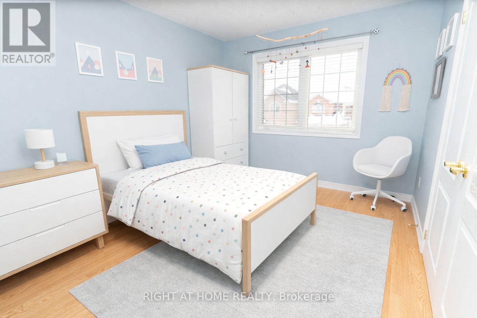 58 Capera Drive, Vaughan, Ontario  L4H 3L3 - Photo 12 - N12979350