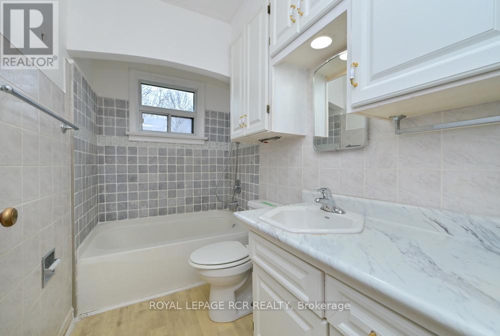 36 Maple Lane, New Tecumseth, Ontario  L9R 1L2 - Photo 17 - N12979356