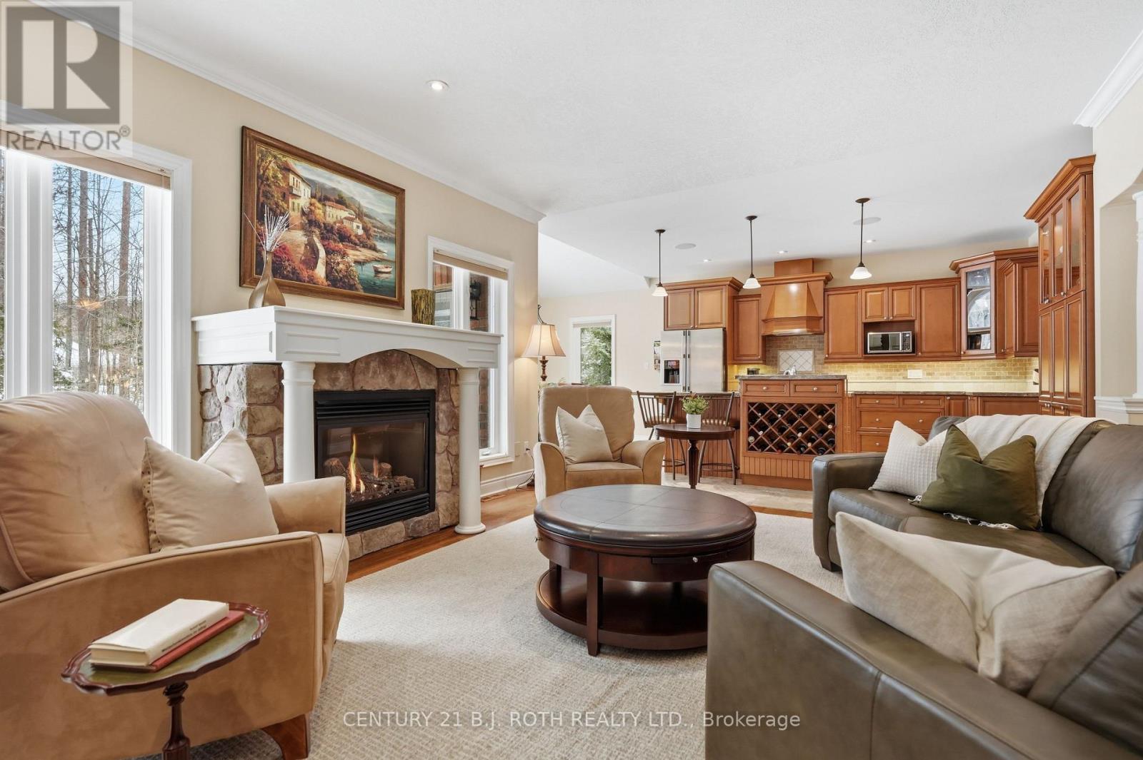 6 Lloyd Cook Drive E, Springwater, Ontario  L4M 4S4 - Photo 9 - S12979256