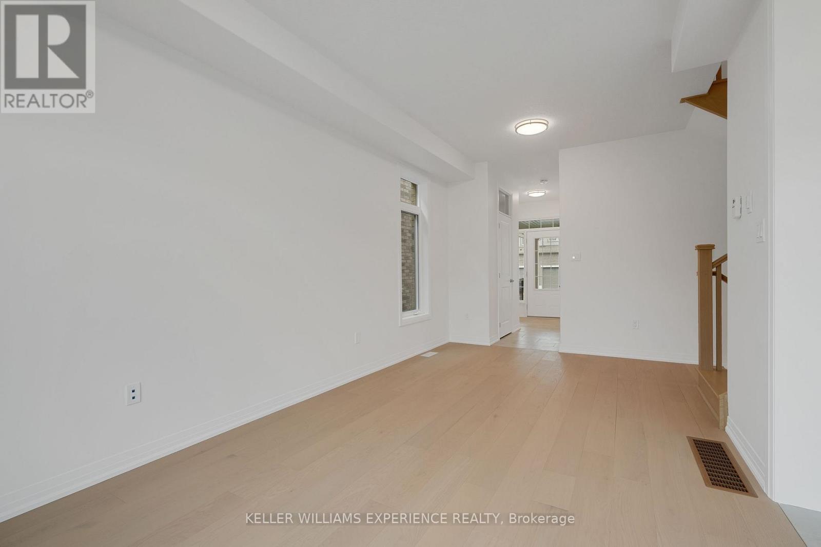 86 Sagewood Avenue, Barrie, Ontario L9J 0K5 - Photo 11 - S12979328