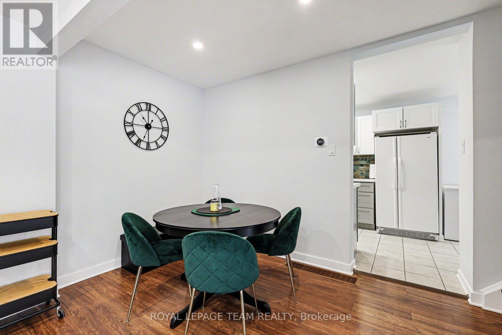 146 Salter Crescent, Ottawa, Ontario  K2K 1Y8 - Photo 6 - X12924054