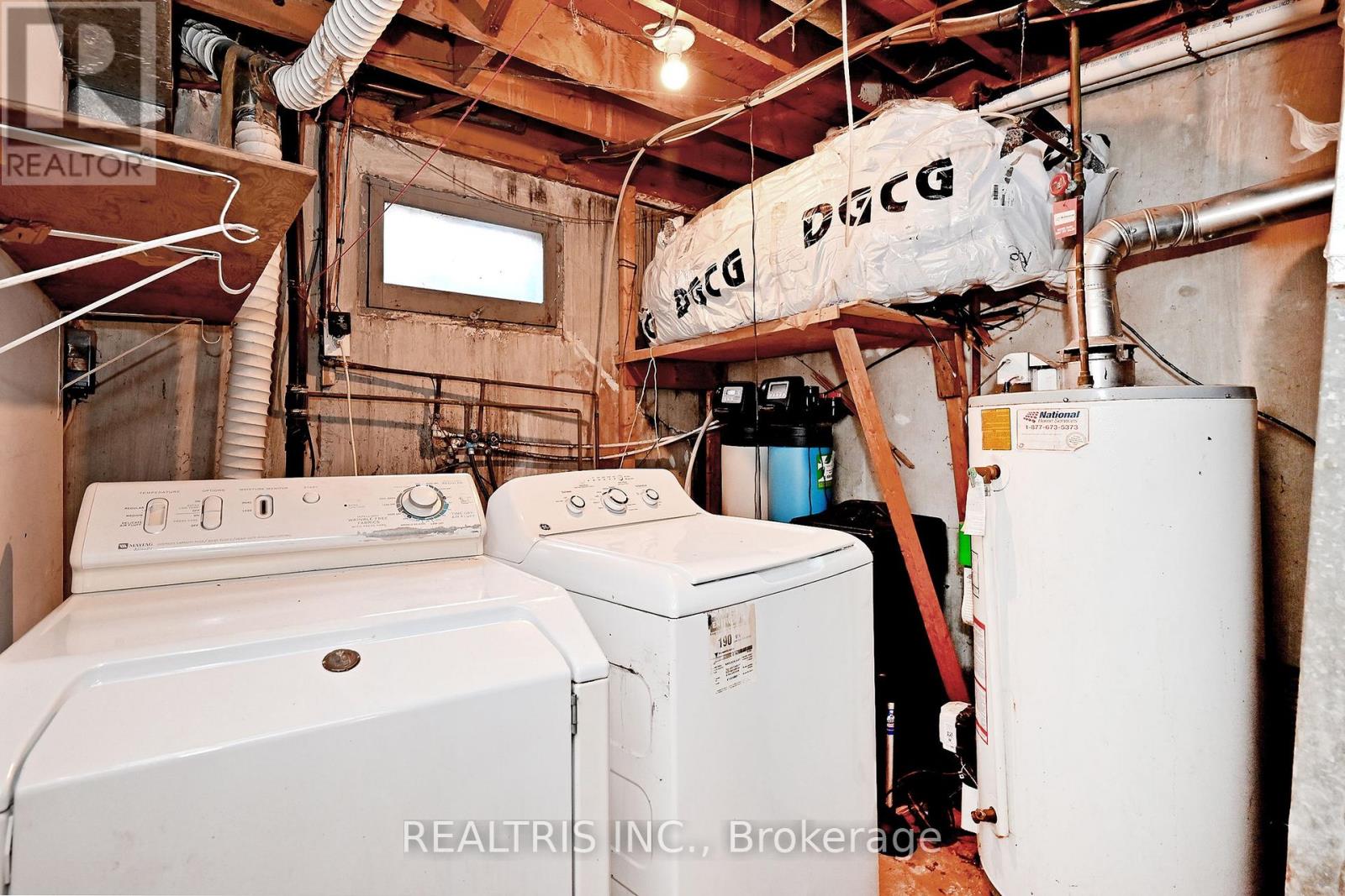 116 Sutherland Avenue, Brampton, Ontario  L6V 2H7 - Photo 27 - W12979260