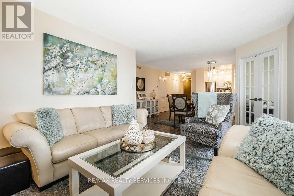508 - 10 Dayspring Circle, Brampton, Ontario  L6P 1B9 - Photo 4 - W12979270