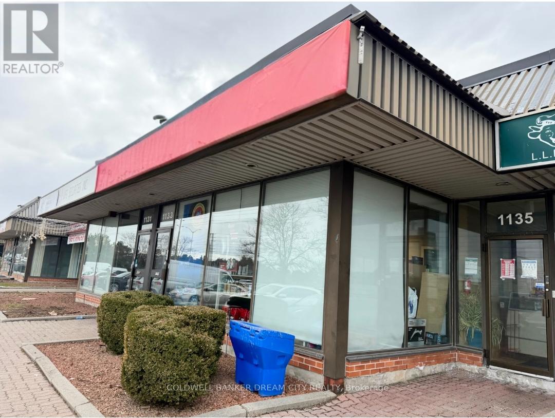 1133 Derry Road E, Mississauga, Ontario  L5T 1P3 - Photo 2 - W12979276