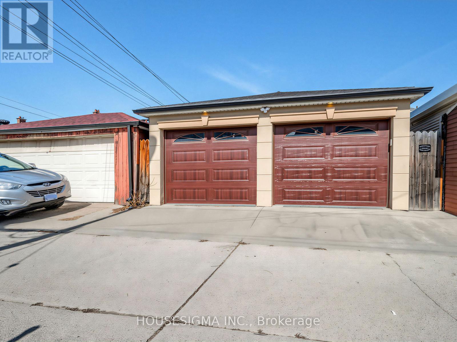 75 Henrietta Street, Toronto, Ontario  M6N 1S5 - Photo 20 - W12979312