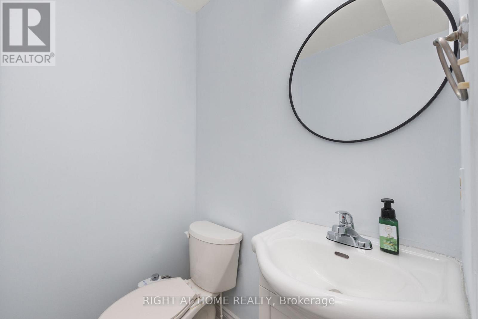 100 - 2350 Grand Ravine Drive, Oakville, Ontario  L6H 6E2 - Photo 15 - W12979314