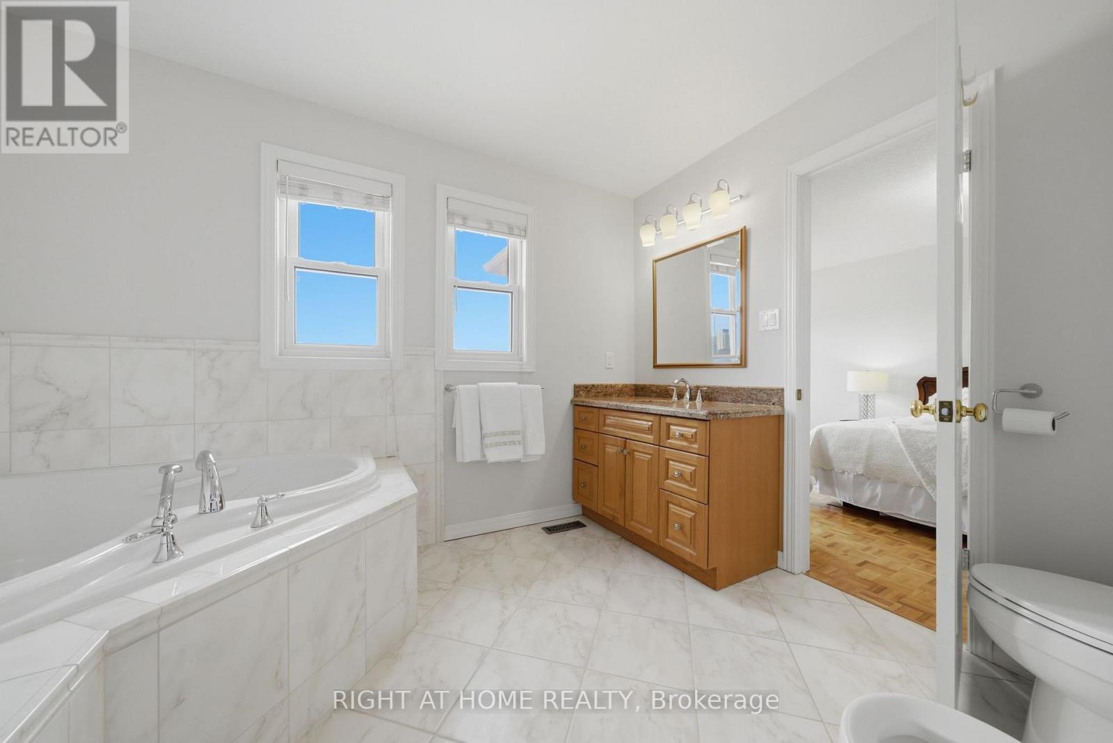 3300 Redmond Road, Mississauga, Ontario  L5B 3X1 - Photo 26 - W12979324