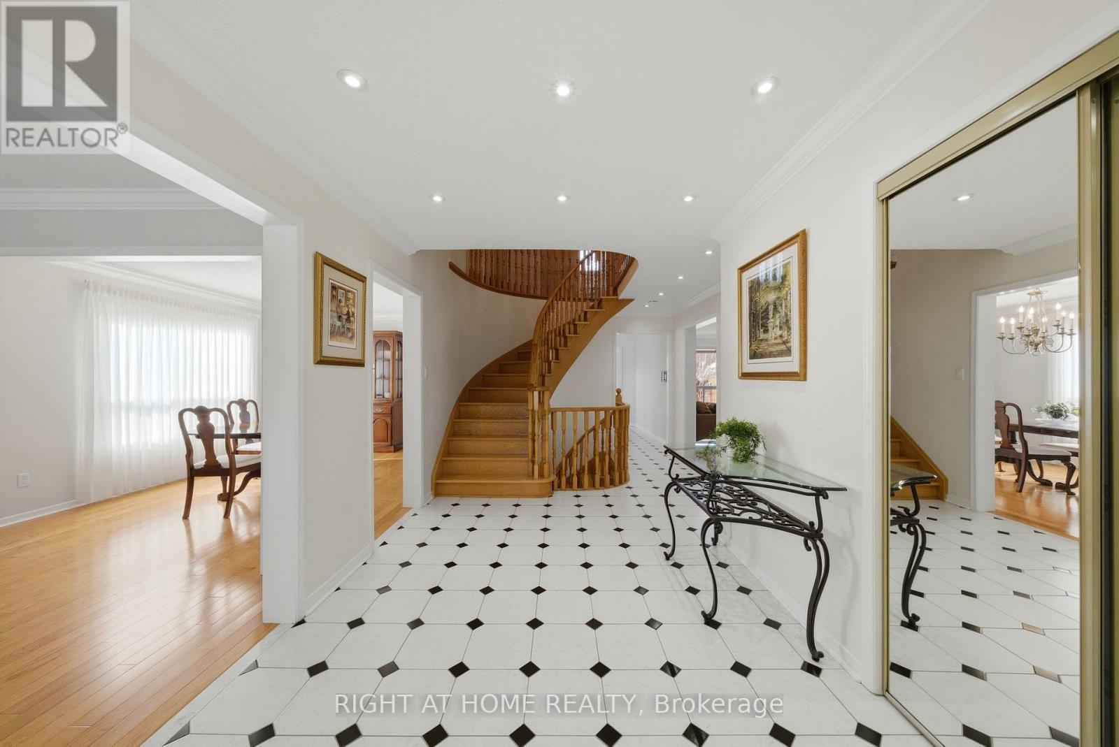 3300 Redmond Road, Mississauga, Ontario  L5B 3X1 - Photo 7 - W12979324