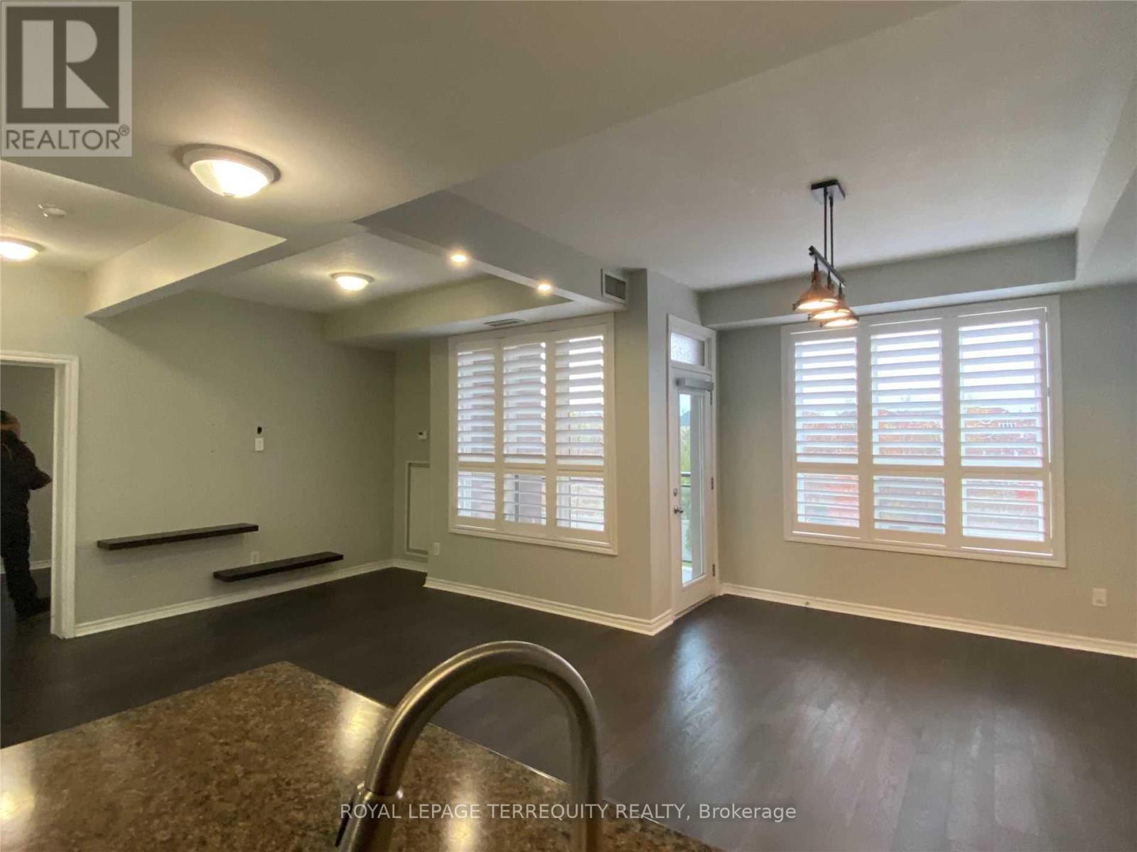 210 - 5317 Upper Middle Road, Burlington, Ontario  L7L 0G8 - Photo 34 - W12979326