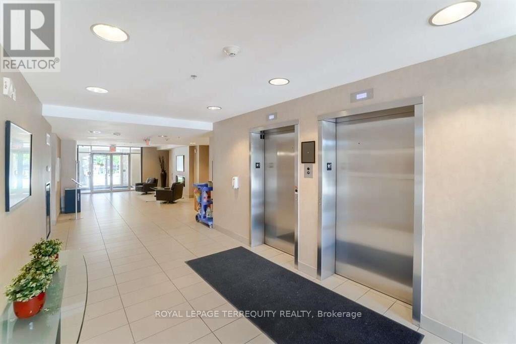 210 - 5317 Upper Middle Road, Burlington, Ontario  L7L 0G8 - Photo 6 - W12979326