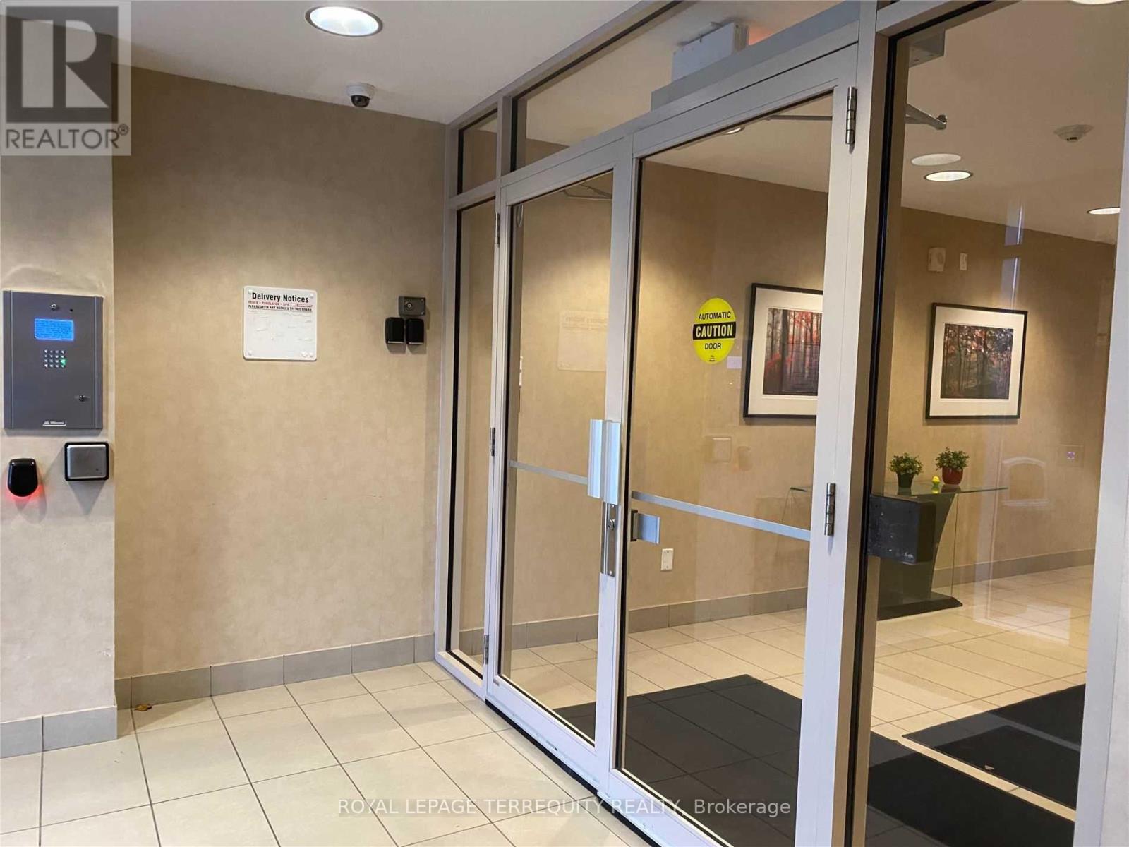 210 - 5317 Upper Middle Road, Burlington, Ontario  L7L 0G8 - Photo 7 - W12979326