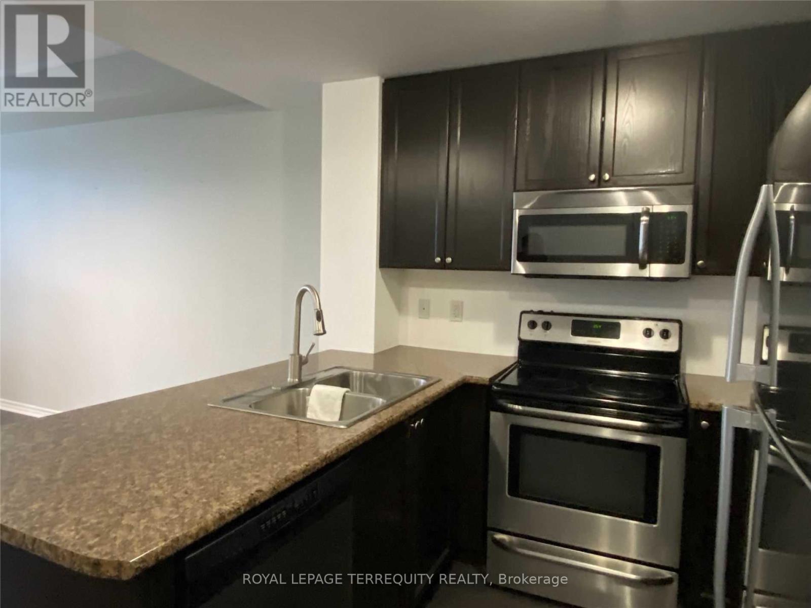 210 - 5317 Upper Middle Road, Burlington, Ontario  L7L 0G8 - Photo 8 - W12979326