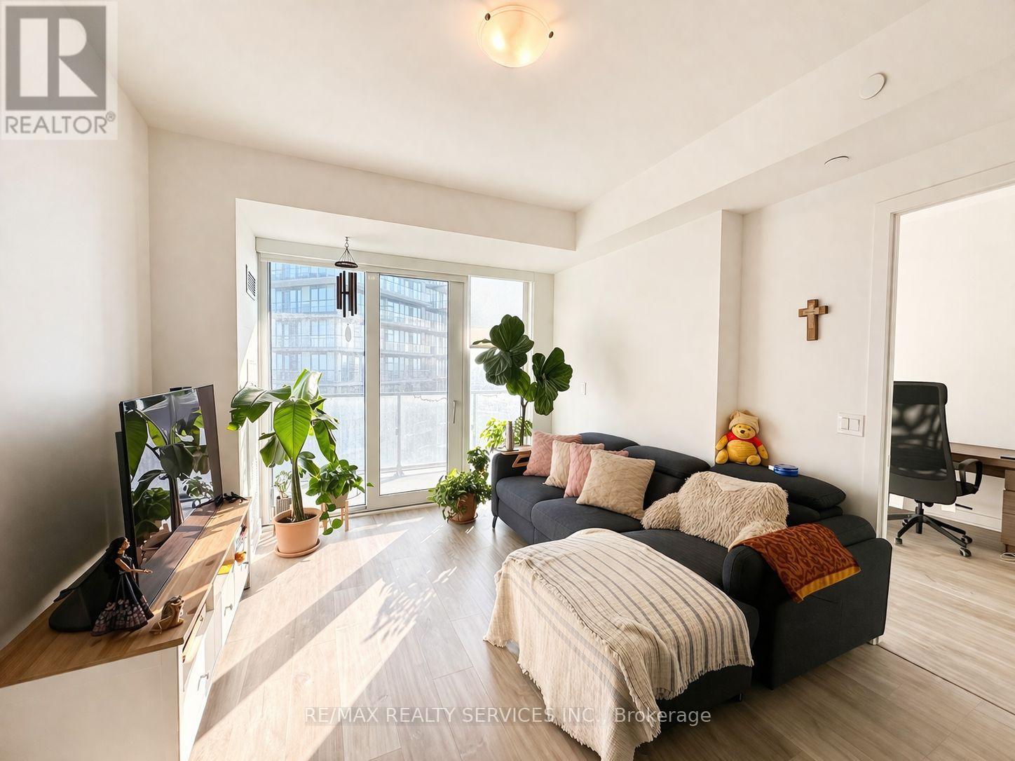 1706 - 4675 METCALFE AVENUE, Mississauga, Ontario