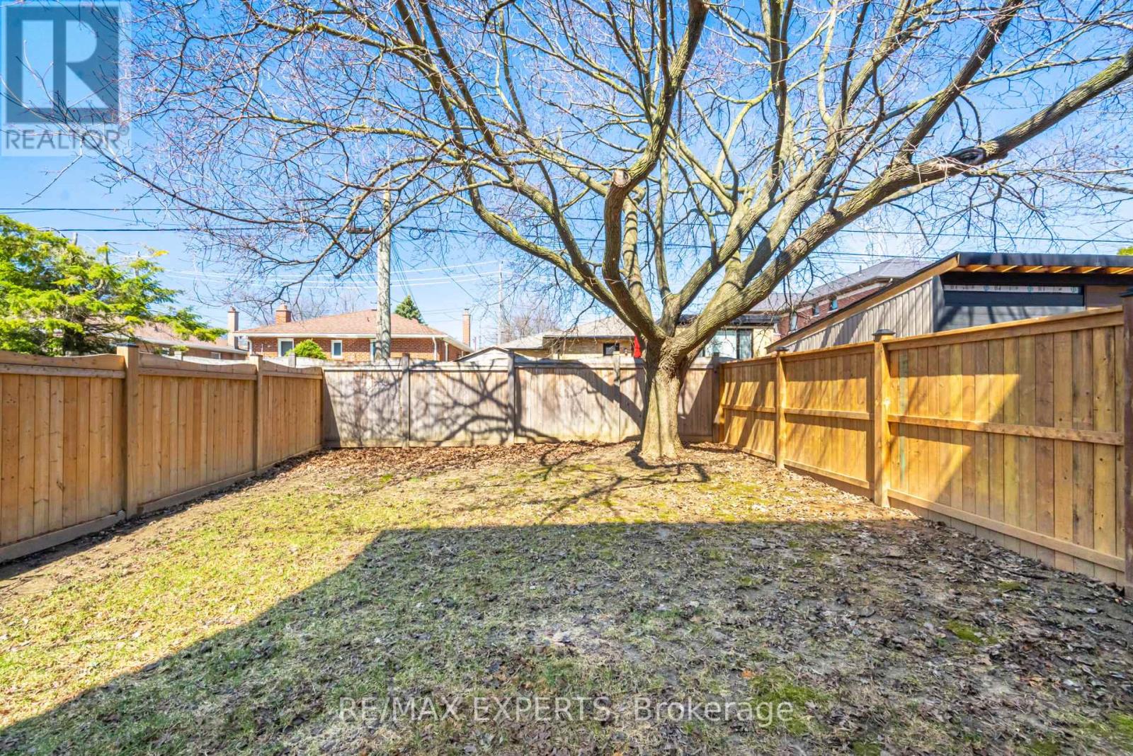 22 Kipling Grove Court, Toronto, Ontario  M9B 0C6 - Photo 39 - W12979376