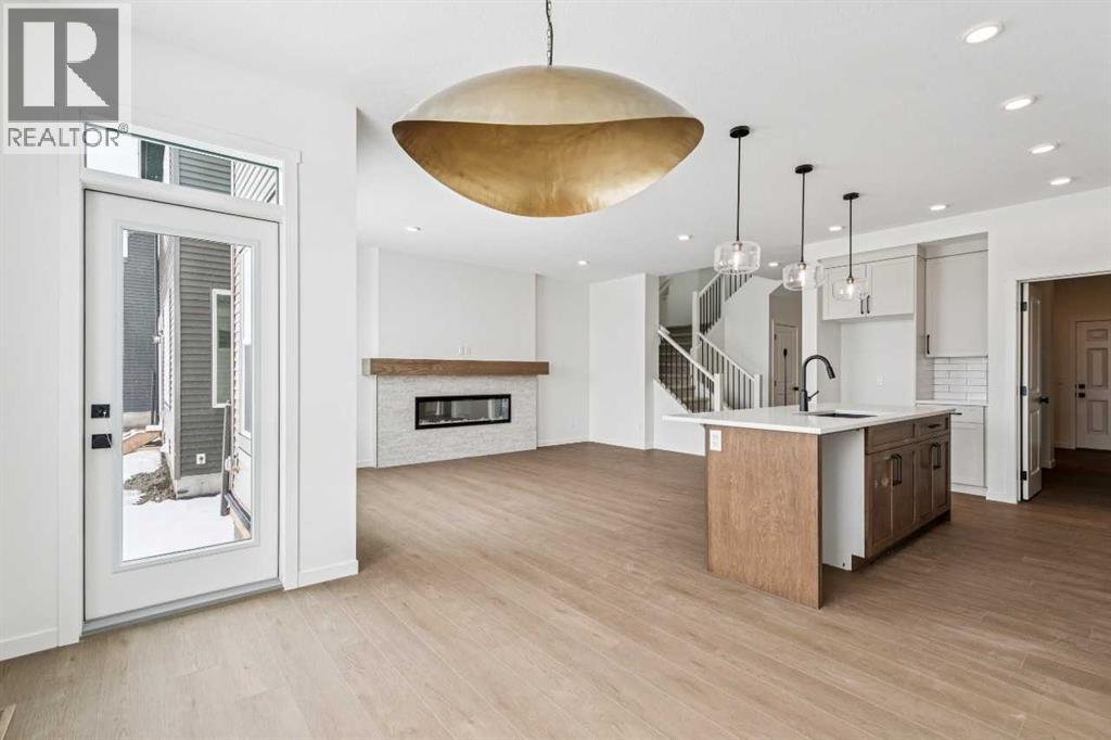 208 Southborough Common, Cochrane, Alberta  T4C 3J5 - Photo 19 - A2290815