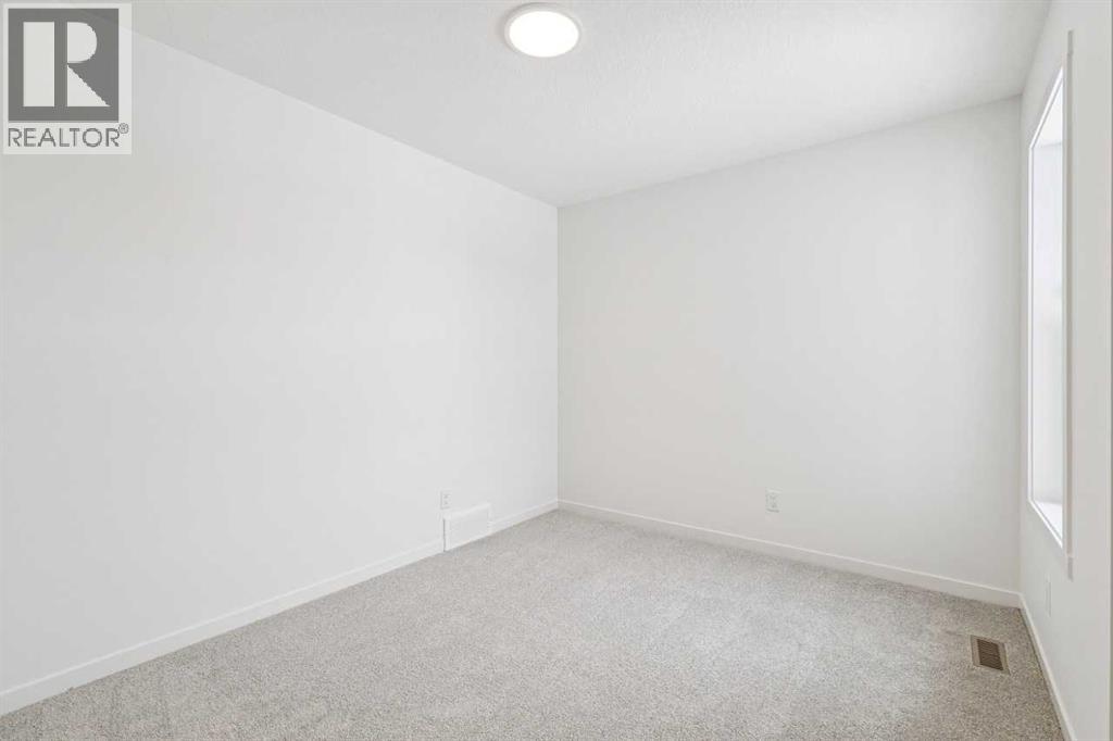 208 Southborough Common, Cochrane, Alberta  T4C 3J5 - Photo 34 - A2290815