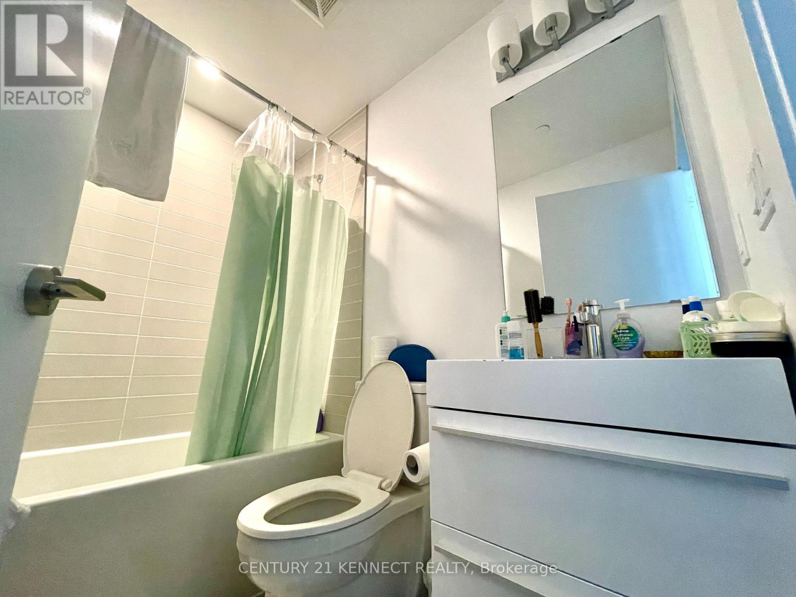 1201 - 181 Bedford Road, Toronto, Ontario  M5R 0C2 - Photo 10 - C12976210