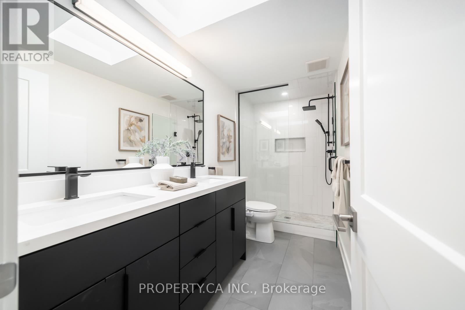 340 Lauder Avenue, Toronto, Ontario  M6E 3H8 - Photo 22 - C12979302