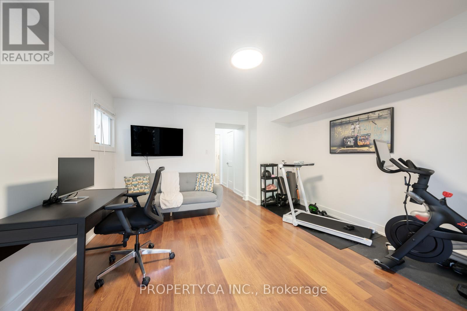 340 Lauder Avenue, Toronto, Ontario  M6E 3H8 - Photo 29 - C12979302