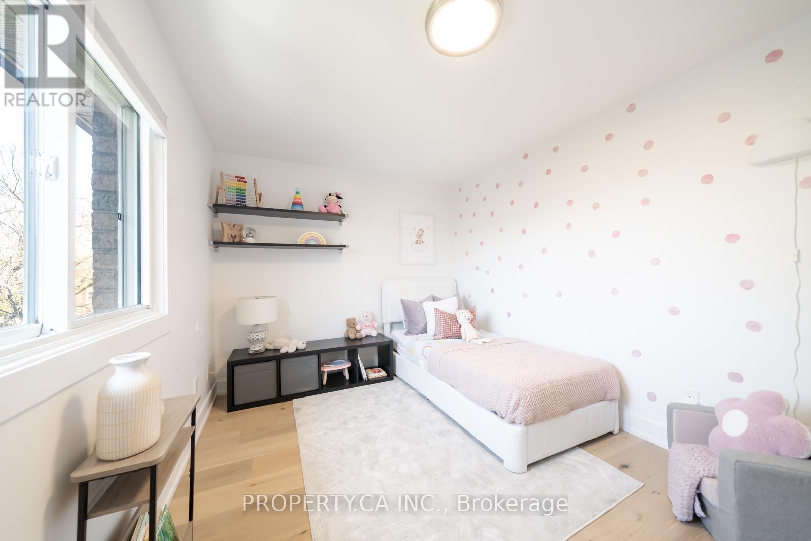 340 Lauder Avenue, Toronto, Ontario  M6E 3H8 - Photo 27 - C12979302