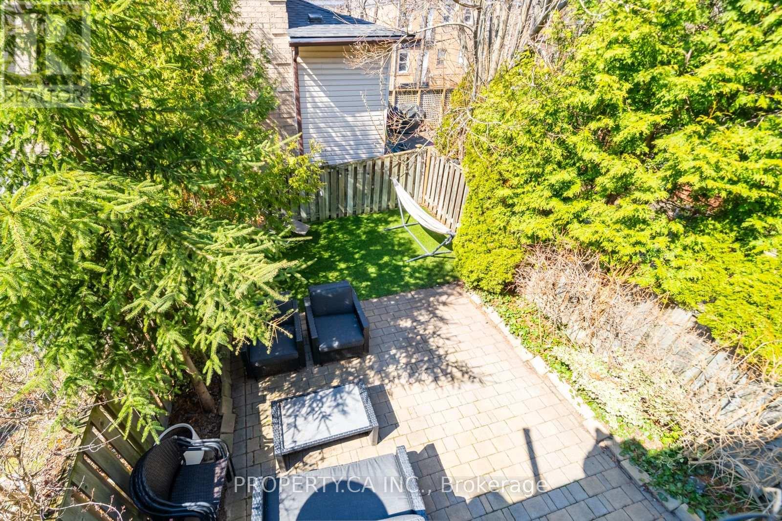 340 Lauder Avenue, Toronto, Ontario  M6E 3H8 - Photo 33 - C12979302