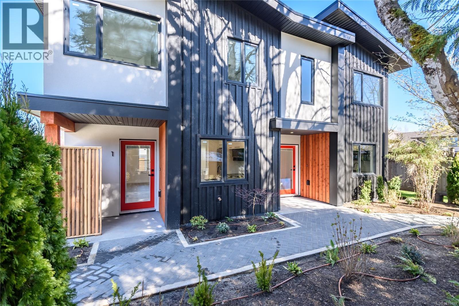 2 1590 Piercy Ave, Courtenay, British Columbia