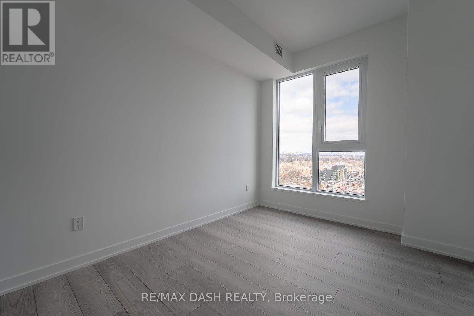 1304 - 1007 The Queensway Avenue, Toronto, Ontario  M8Z 0H4 - Photo 12 - W12960272