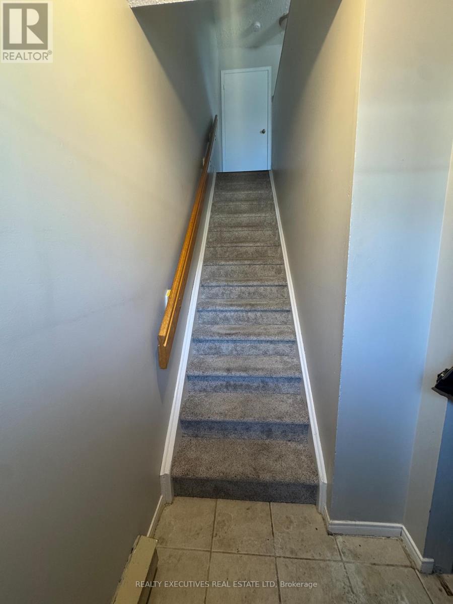 3 - 315 Mullett Street, Carleton Place, Ontario K7C 4J6 - Photo 2 - X12655292