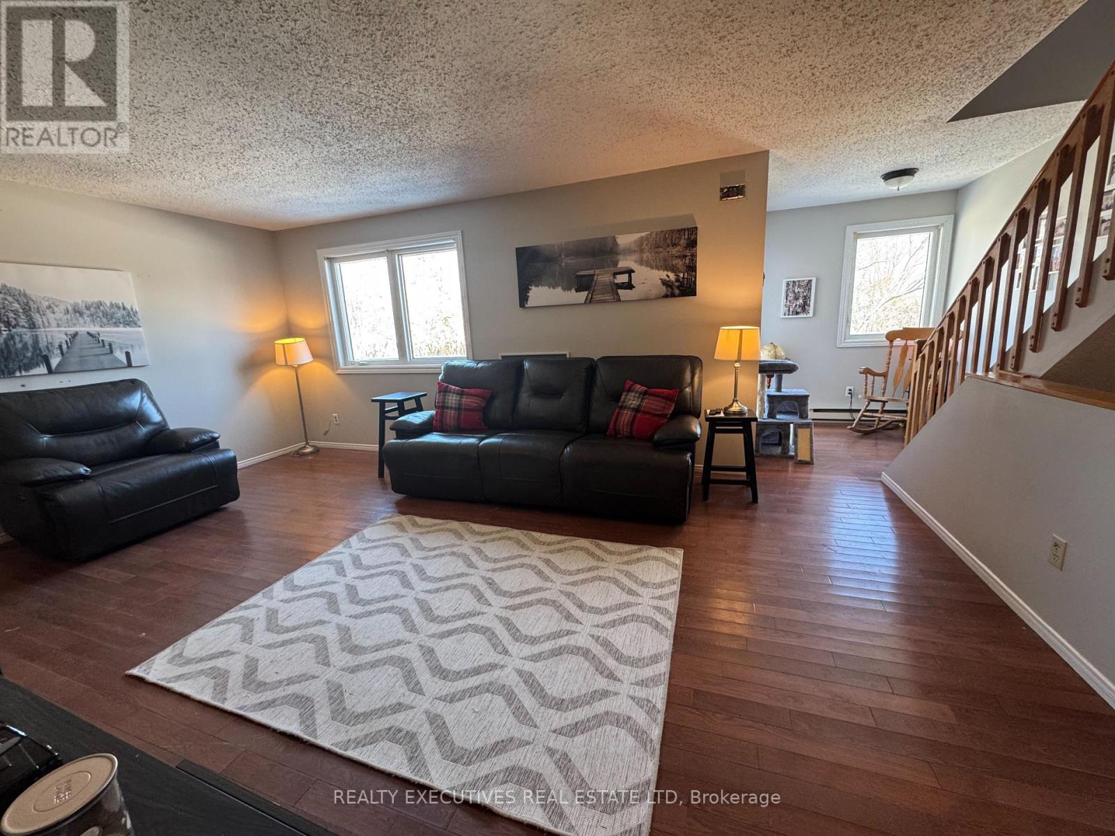 3 - 315 Mullett Street, Carleton Place, Ontario K7C 4J6 - Photo 4 - X12655292