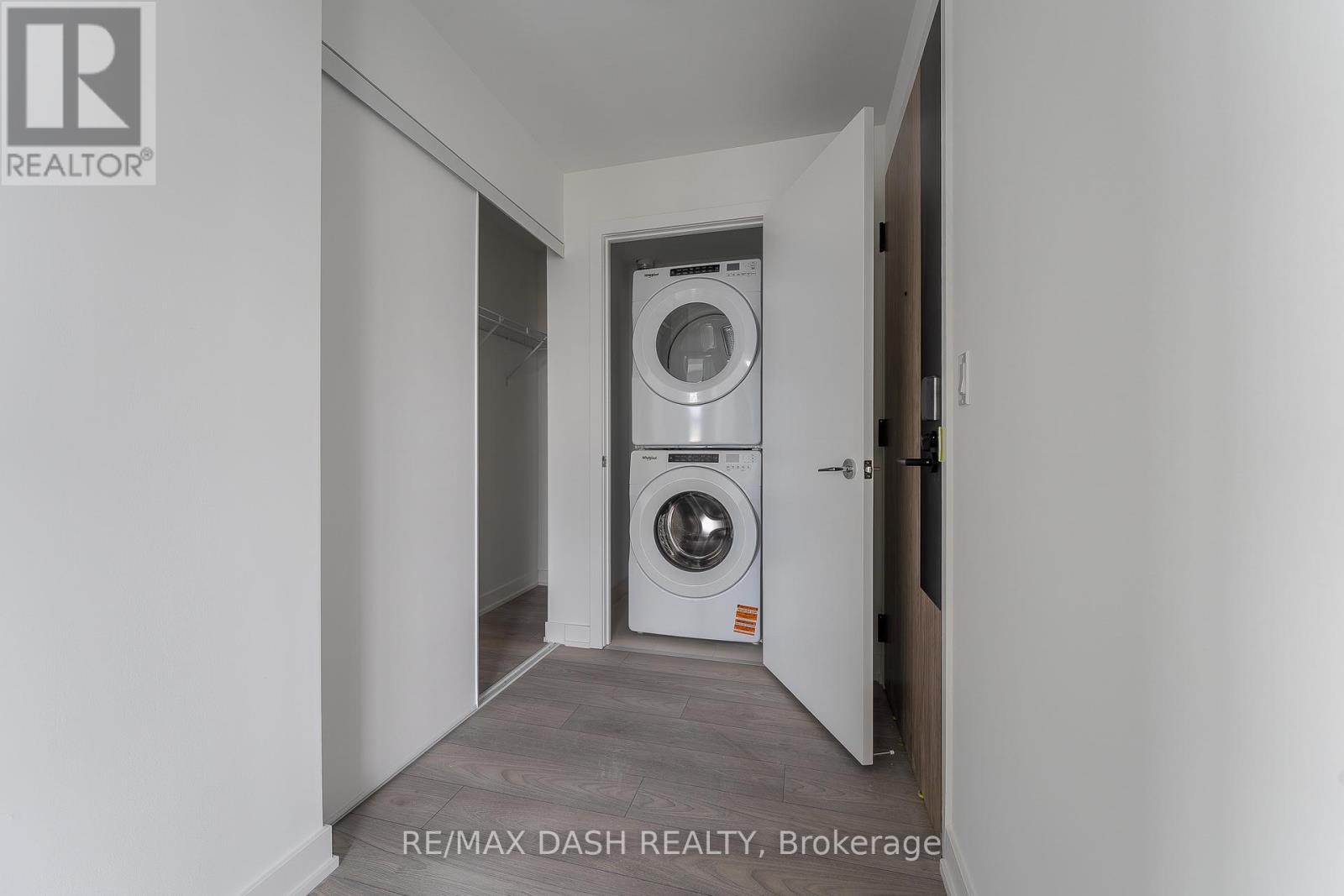 1304 - 1007 The Queensway Avenue, Toronto, Ontario  M8Z 0H4 - Photo 11 - W12960272