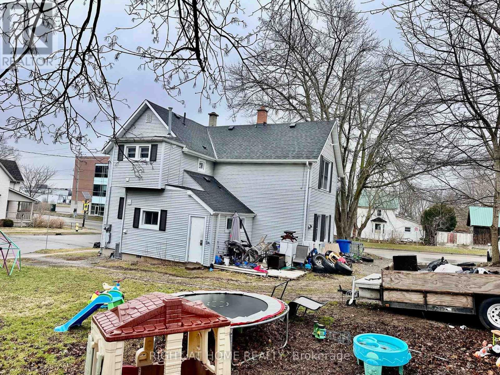 252 Robinson Street, Norfolk, Ontario  N3Y 1X5 - Photo 13 - X12979282