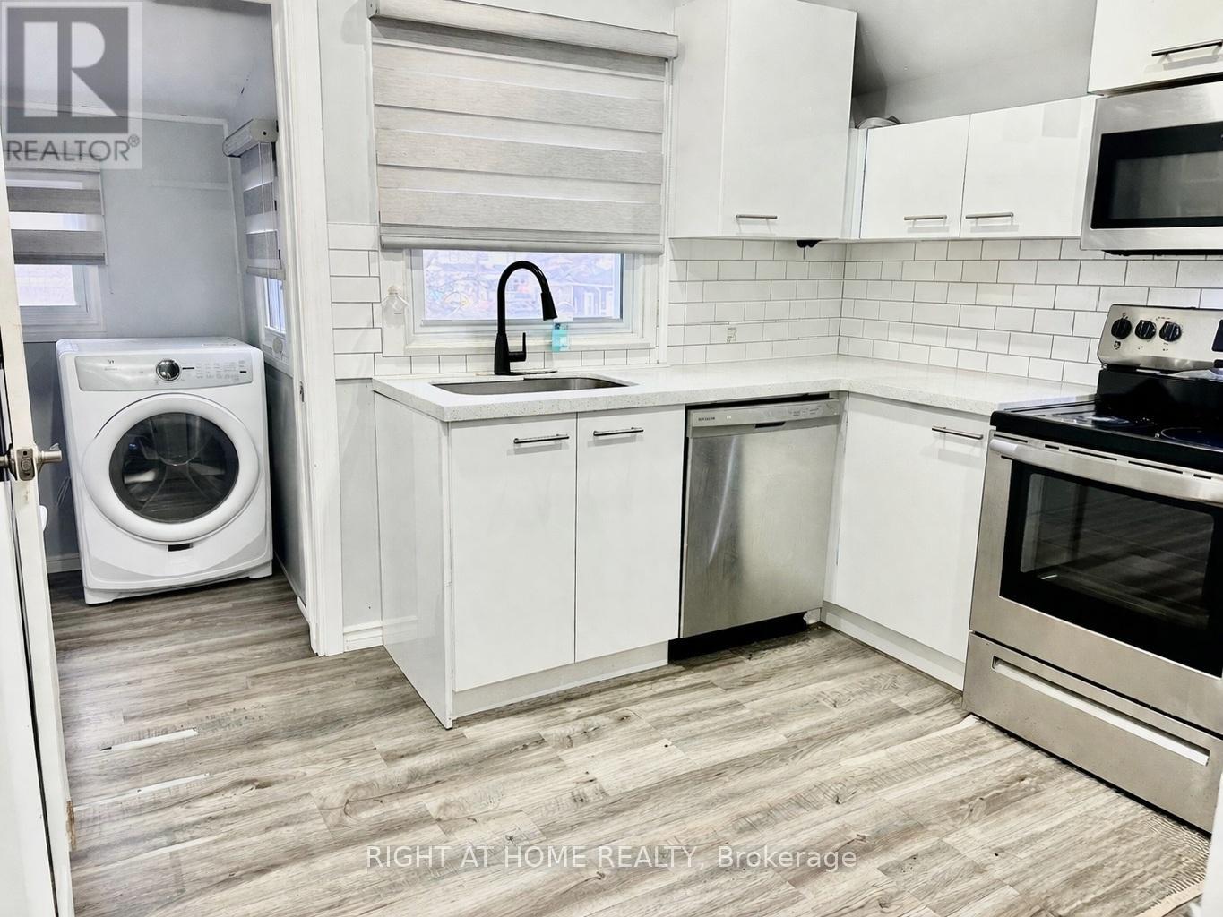 252 Robinson Street, Norfolk, Ontario  N3Y 1X5 - Photo 4 - X12979282