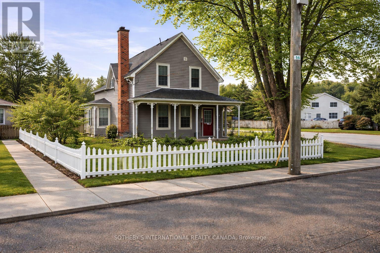 35 LAKE STREET, Prince Edward County, Ontario