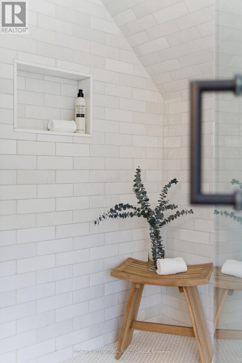 35 Lake Street, Prince Edward County (Picton Ward), Ontario  K0K 2T0 - Photo 22 - X12979284