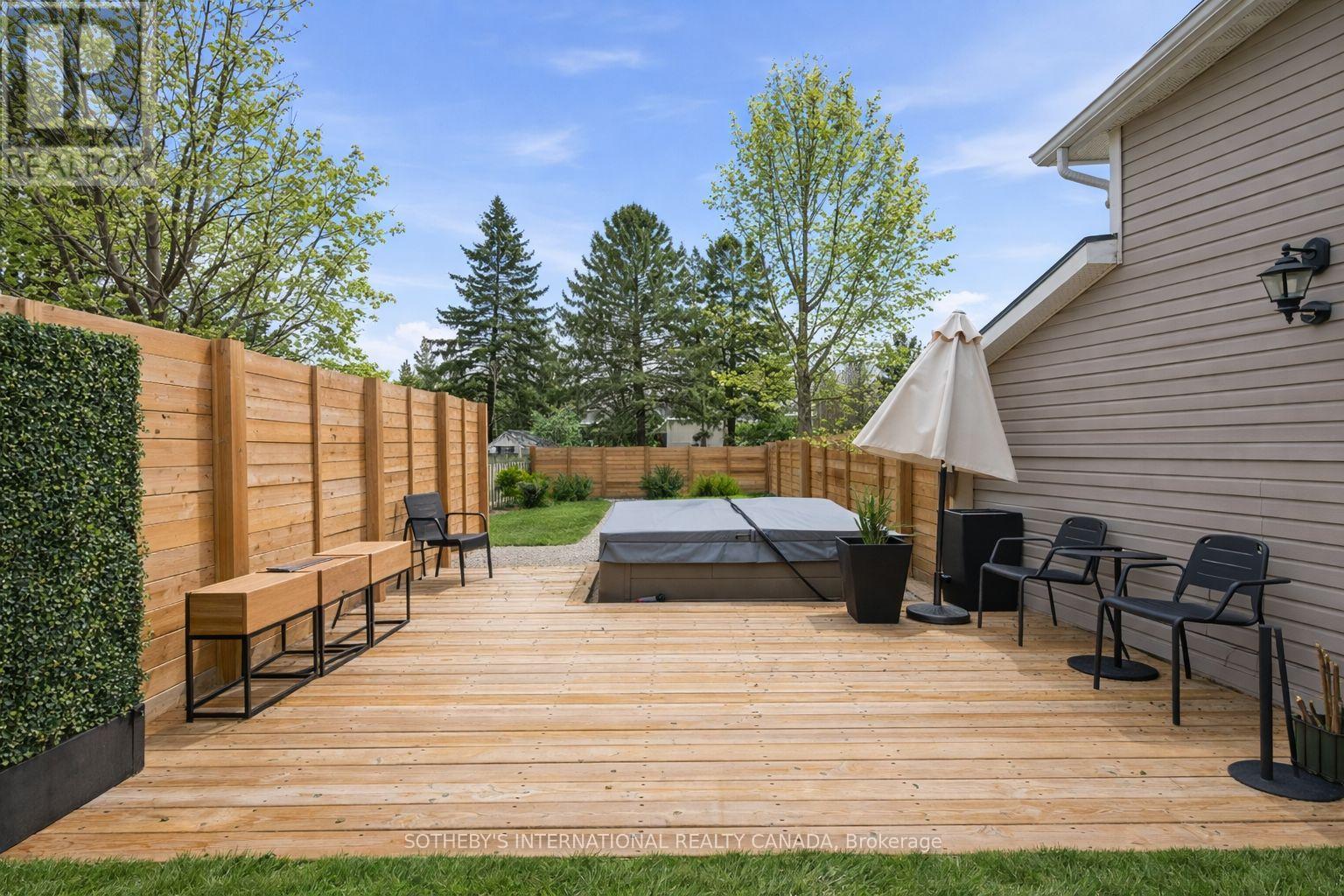 35 Lake Street, Prince Edward County (Picton Ward), Ontario  K0K 2T0 - Photo 29 - X12979284