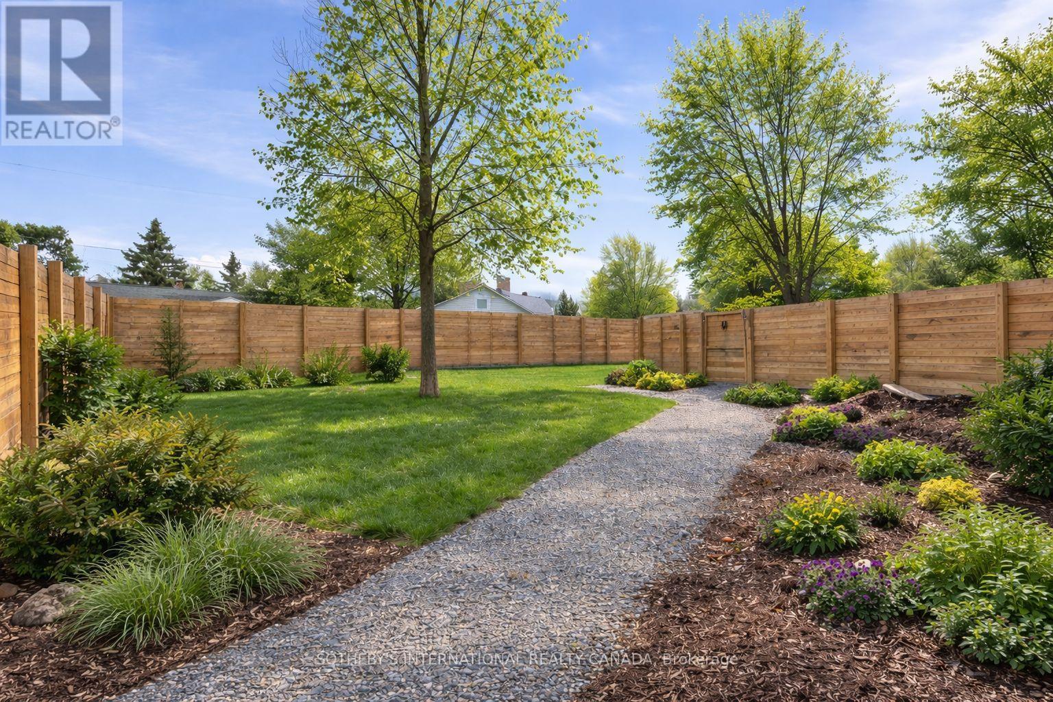 35 Lake Street, Prince Edward County (Picton Ward), Ontario  K0K 2T0 - Photo 30 - X12979284