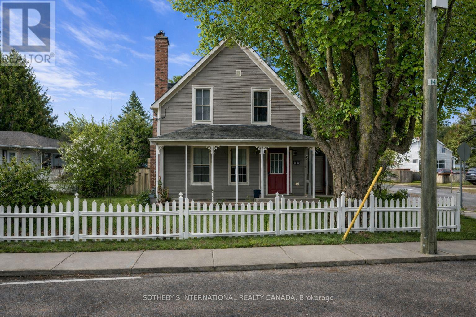 35 Lake Street, Prince Edward County (Picton Ward), Ontario  K0K 2T0 - Photo 31 - X12979284