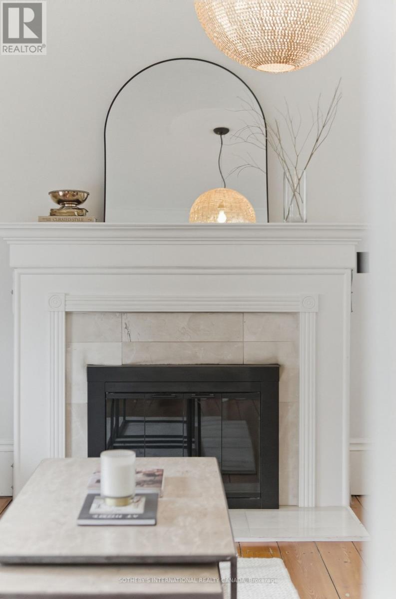 35 Lake Street, Prince Edward County (Picton Ward), Ontario  K0K 2T0 - Photo 8 - X12979284