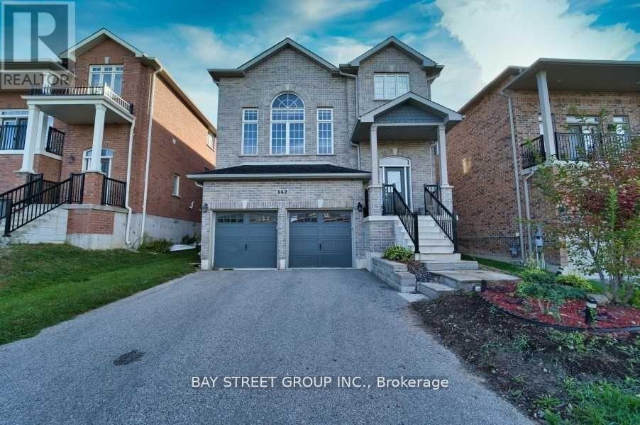 142 JEWEL HOUSE LANE, Barrie, Ontario
