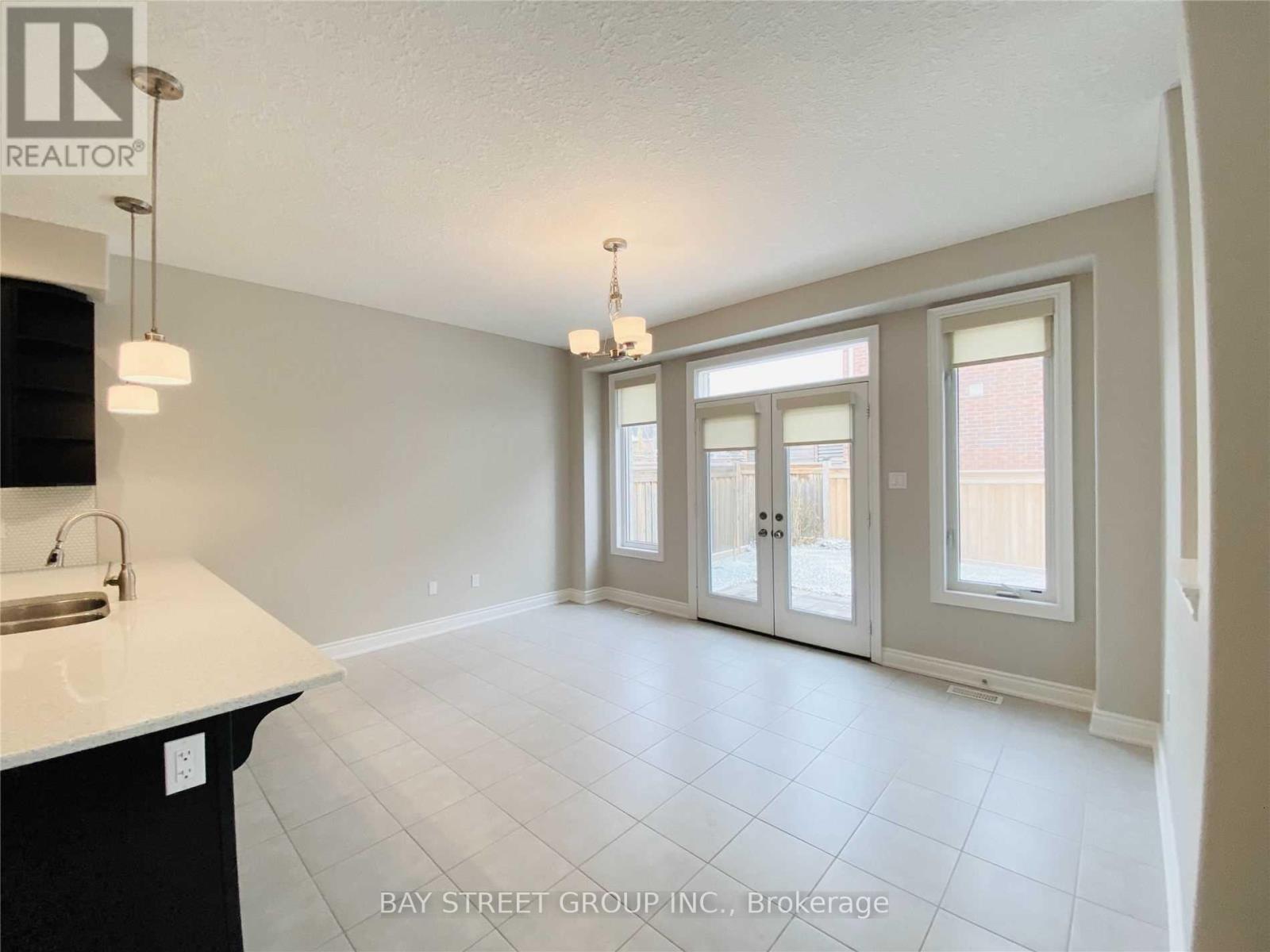 142 Jewel House Lane, Barrie, Ontario  L4N 0T5 - Photo 6 - S12937154