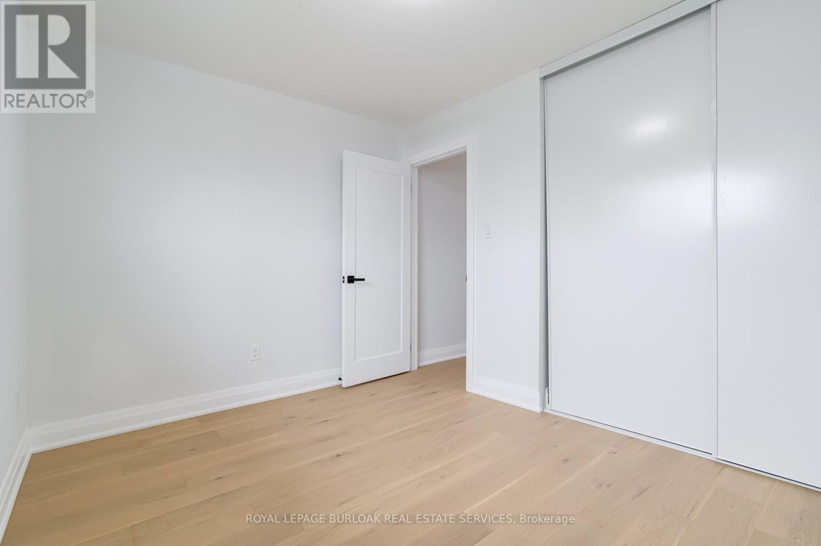 4 - 5475 Lakeshore Road, Burlington, Ontario  L7L 1E1 - Photo 18 - W12676898