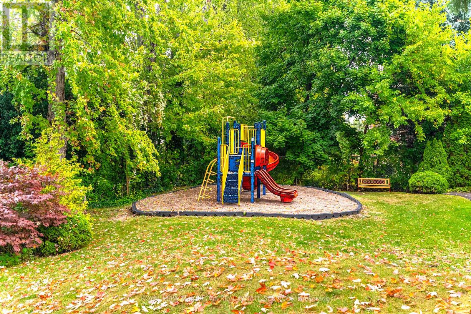 4 - 5475 Lakeshore Road, Burlington, Ontario  L7L 1E1 - Photo 23 - W12676898