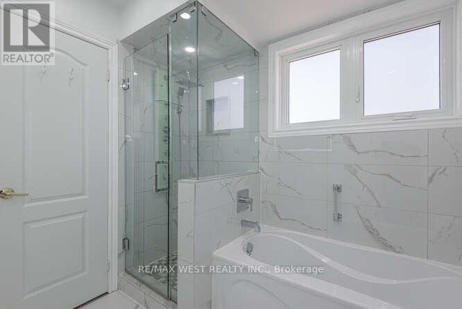 6 Gray Park Drive, Caledon, Ontario  L7E 2N3 - Photo 29 - W12971336
